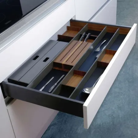 Porta-rolos único Cuibus / Cucine Oggi BN521.008. 004