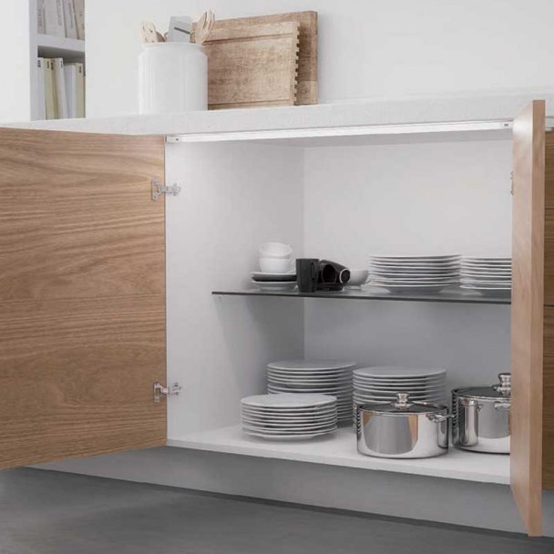 Iluminação BTGEO interior de móveis